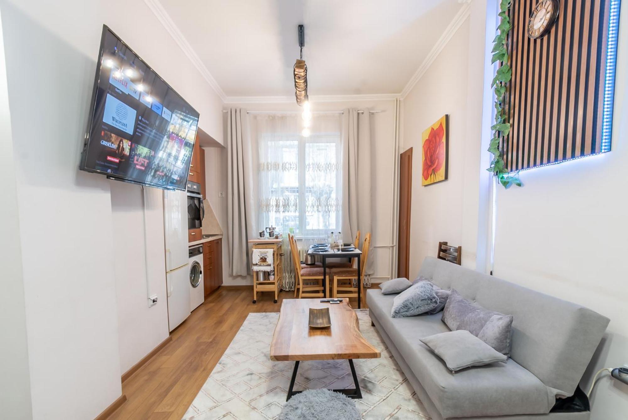 Vintage Home By Ndk And Vitosha Blvd With Free Secured Parking Sofia Esterno foto